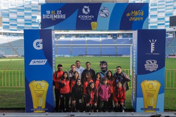 Recibe ciudad de Puebla a 14 mil visitantes para la Copa Franja