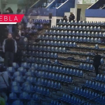 Aficionados del Monterrey destrozan butacas del Estadio Cuauhtémoc