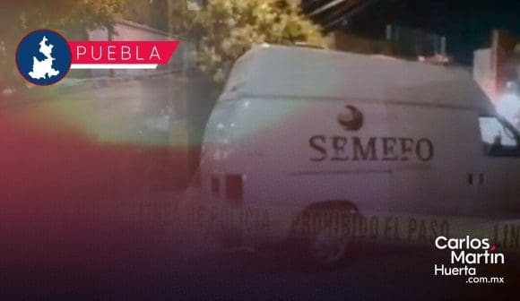 Asesinan a dos hombres en Puebla; uno en su auto y otro caminando
