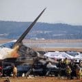 Avión  se despista en Corea del Sur; suman 62 muertos