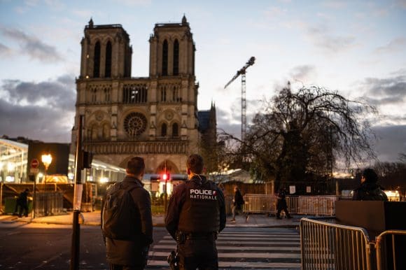 Notre Dame reabre sus puertas después de cinco años