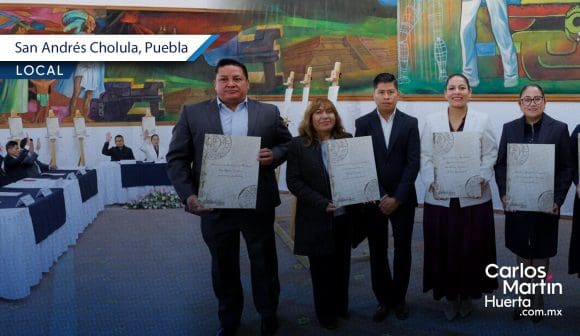 Entregan Títulos Primordiales y Decreto Fundacional a Juntas Auxiliares de San Andrés Cholula