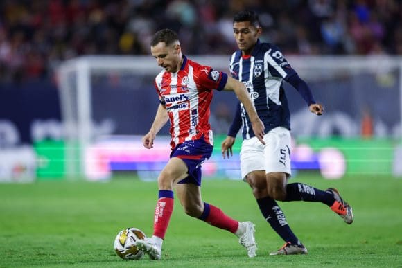 Imparable en casa; el San Luis vence al Monterrey y toma ventaja en las Semifinales