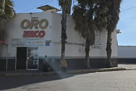 Sujetos armados asaltan a pasajeros de autobús Oro