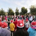 Conviven niñas y niños del SMDIF con Santa Claus y sus duendes