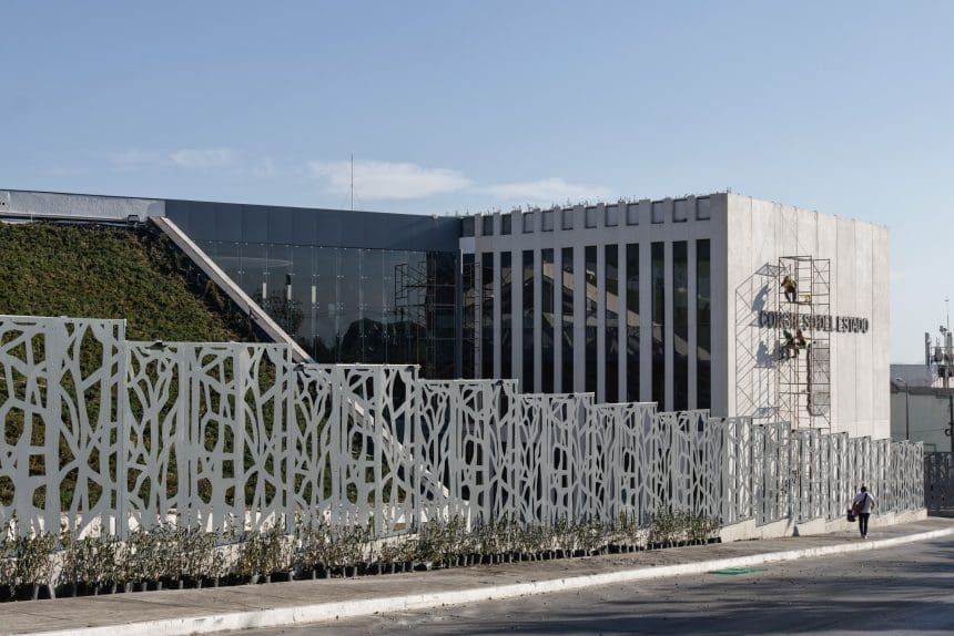 Secretaría de Infraestructura debe responder por goteras en el nuevo edificio del Congreso de Puebla