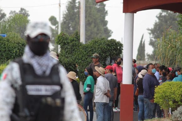 Presunto ladrón ‘la libra’ de ser linchado en Acatzingo