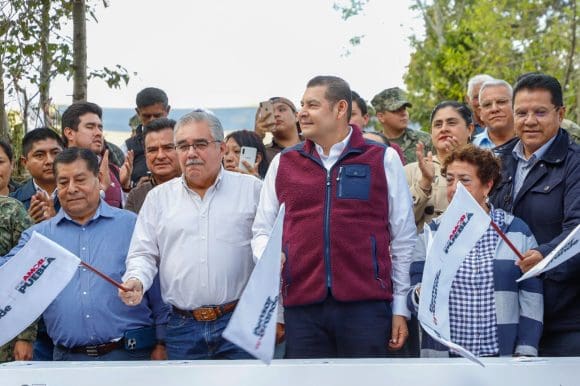 Armenta refrenda que la obra más importante es la obra humana