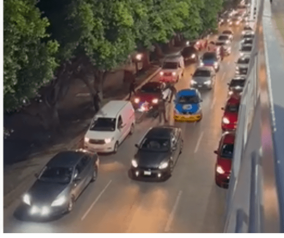 (VIDEO) Detienen a un hombre que disparó contra elementos de la Policía de la Ciudad