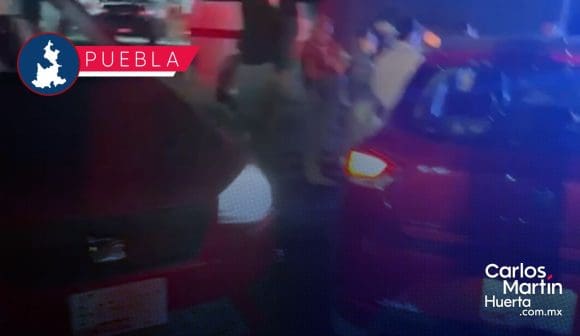 Señalan a presidente auxiliar de San Baltazar Tetela de provocar accidente, ebrio