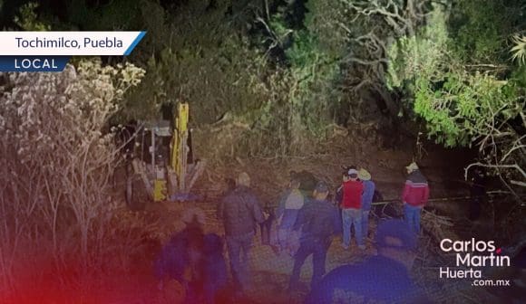Joven muere aplastado por retroexcavadora en Tochimilco