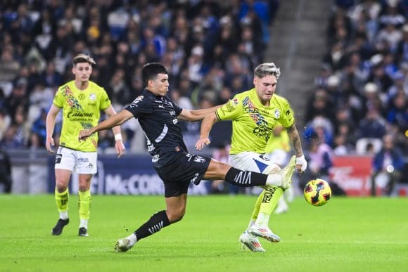 El Puebla rescató el empate en su visita a los Rayados