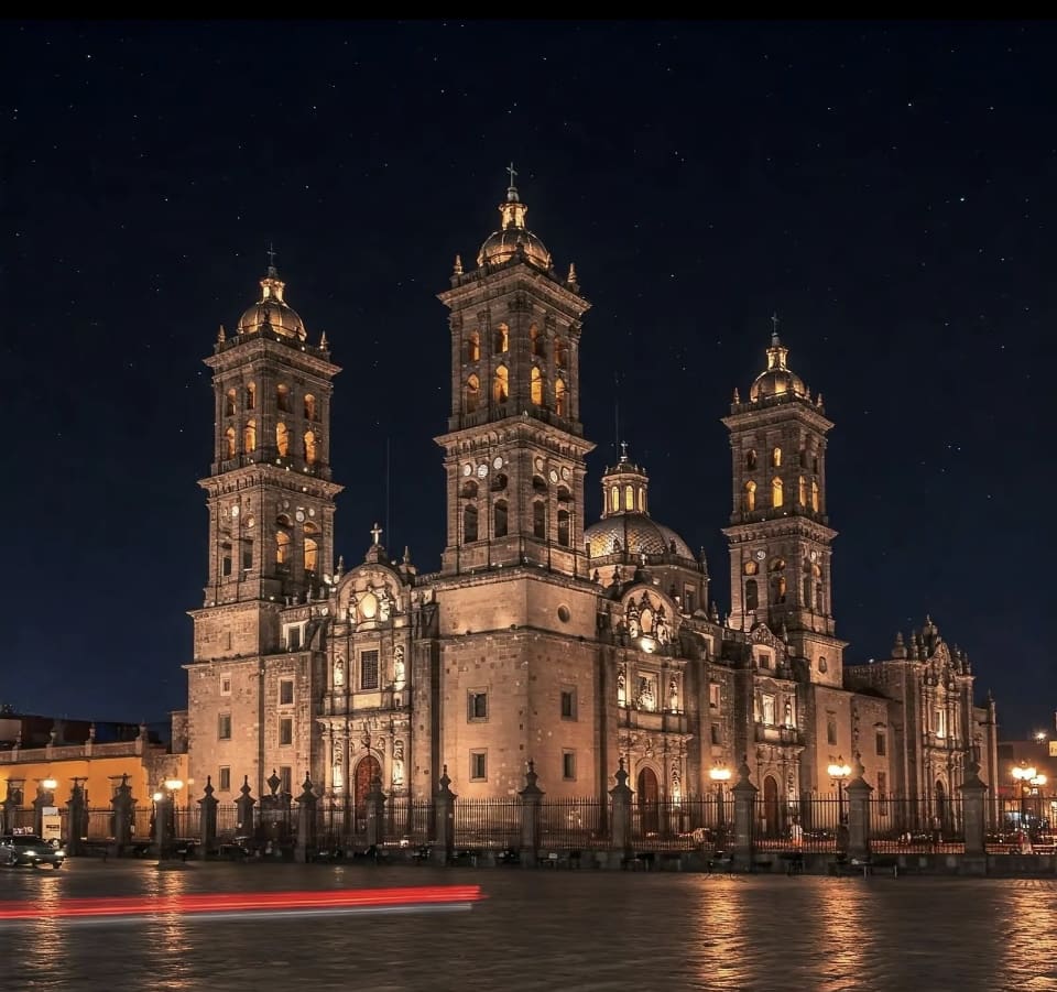 Proyecto Original Catedral de Puebla IA