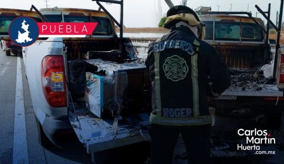 Se incendia camioneta en Periférico Ecológico; transportaba cafeteras
