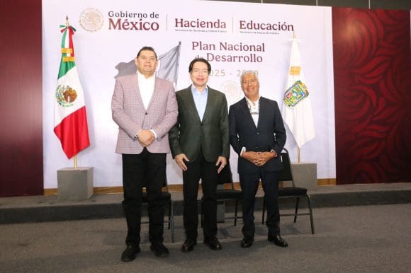 Puebla se convertirá en el Silicon Valley del centro del país: Alejandro Armenta