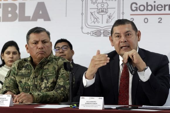 Portada Ya no se protege a los huachicoleros en Puebla como en el pasado: Alejandro Armenta CMH Ya no se protege a los huachicoleros en Puebla como en el pasado: Alejandro Armenta