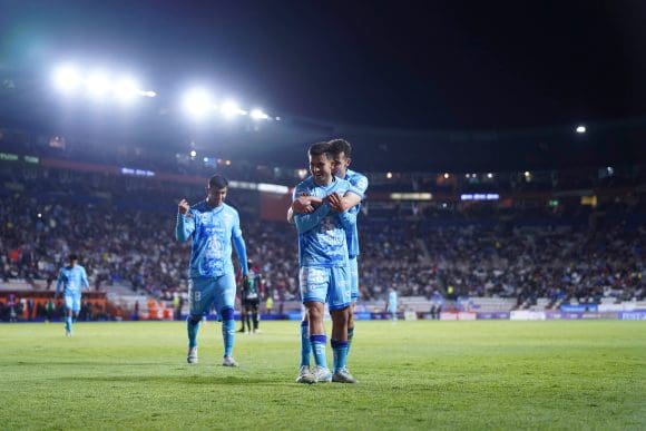 El Pachuca debuta con triunfo ante Santos Laguna en el cierre de la jornada 2