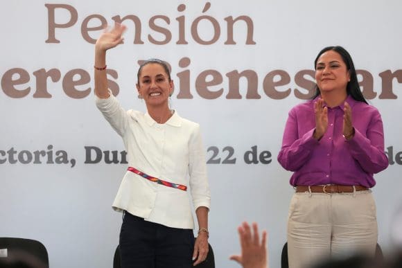220225 CSP ENTREGA PENSIÓN MUJERES BIENESTAR EN GUADALUPE VICTORIA, DURANGO 13 El 1 de junio será el “día de la democracia” con la elección del Poder Judicial: Sheinbaum