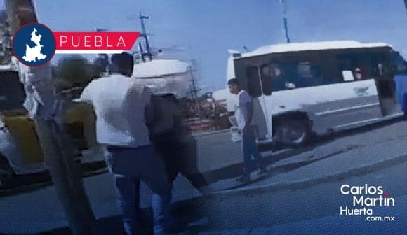 Portada Chofer de la ruta 68 golpea brutalmente a joven en Puebla; quería pagar con billete CMH Gobierno de Puebla revoca concesión tras agresión a pasajero en Ruta 68