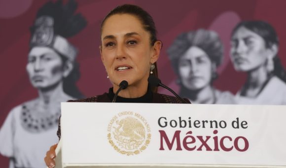 Llama Claudia Sheinbaum a privilegiar el diálogo en la BUAP y atender las causas justas