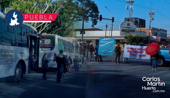 Ejidatarios de San Baltazar Campeche bloquean Bulevar Valsequillo; exigen sus pagos