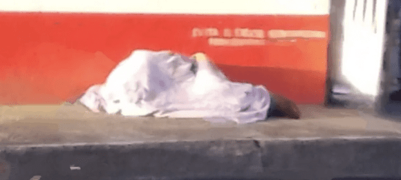 Portada Indigente es hallado muerto en las calles de la colonia La Loma CMH Indigente es hallado muerto en las calles de la colonia La Loma