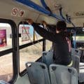 Violento asalto a transporte público en Galaxia La Calera, Puebla