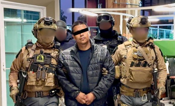 Detienen a “El Wicho” alcalde de Santo Tomás de los Plátanos