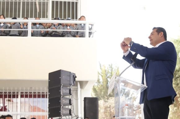 Portada Rehabilitarán baños en más de 4 mil secundarias de Puebla CMH Rehabilitarán baños en más de 4 mil secundarias de Puebla