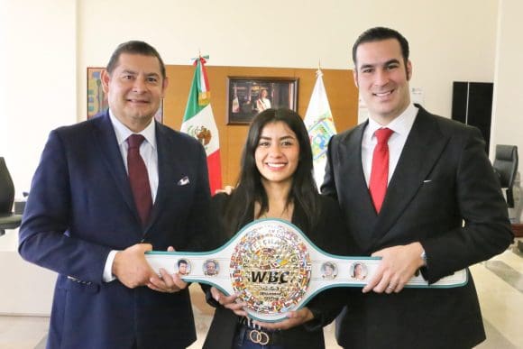 Puebla se suma a la Clase Nacional de Boxeo con la Firma del “Cinturón por la Paz”