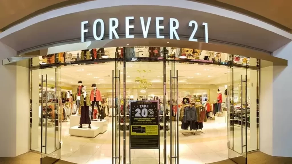 Forever 21 en quiebra.jpg