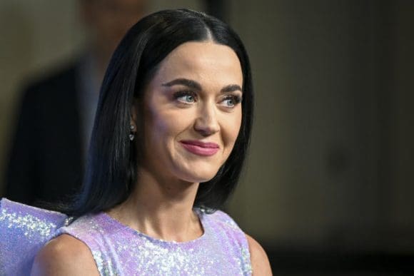 Katy Perry, entre la tripulación femenina de Blue Origin que irá al espacio