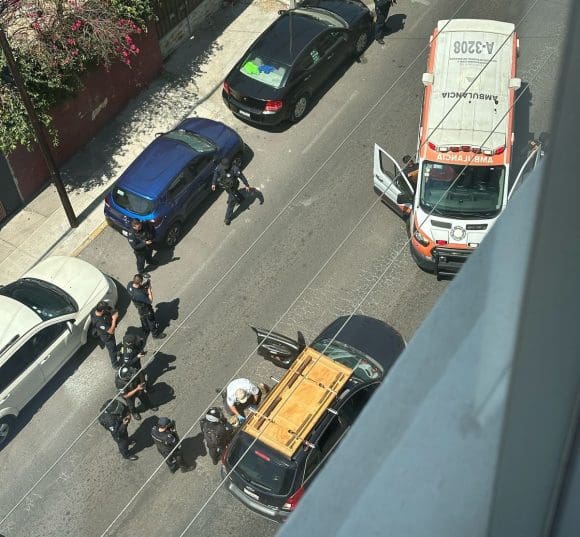 Hombre baleado tras altercado vehicular cerca de Upaep