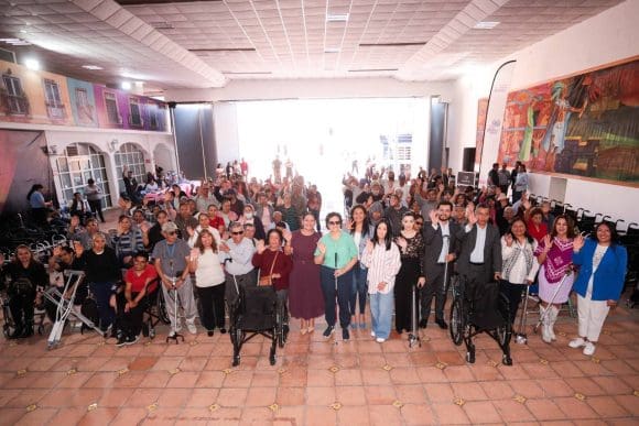 Lupita Cuautle promueve inclusión y movilidad con entrega de aparatos ortopédicos en San Andrés Cholula