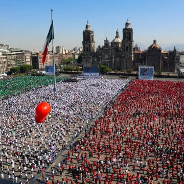 Clase Nacional de Boxeo en el Zócalo CDMX promueve paz y deporte con Claudia Sheinbaum