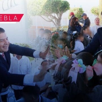 Ser útil, acomedido y agradecido, valores de mi infancia: Armenta