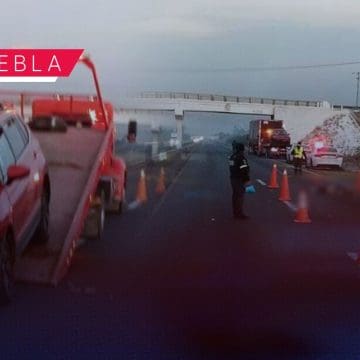 Trágico accidente en la Puebla-Orizaba, conductor muere atropellado por tráiler