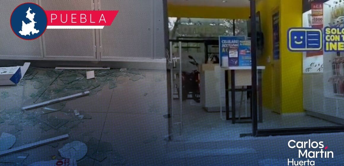 Cristalazo en Plaza Dorada: Roban 80 mil pesos en tienda de telefonía Macropay