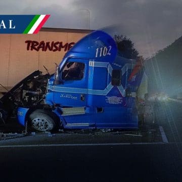 Fuerte accidente entre tráileres provoca cierre parcial en autopista Puebla-Orizaba