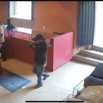 Violento robo a joyería en el Centro Histórico de Puebla