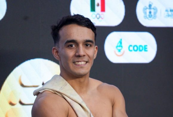 Juan Celaya conquista medalla de plata en la Copa del Mundo de Clavados