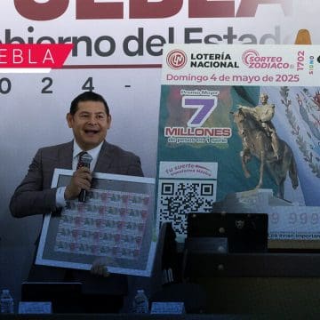 Lotería Nacional y Gobierno del Estado develan Billete Conmemorativo a la Batalla de Puebla