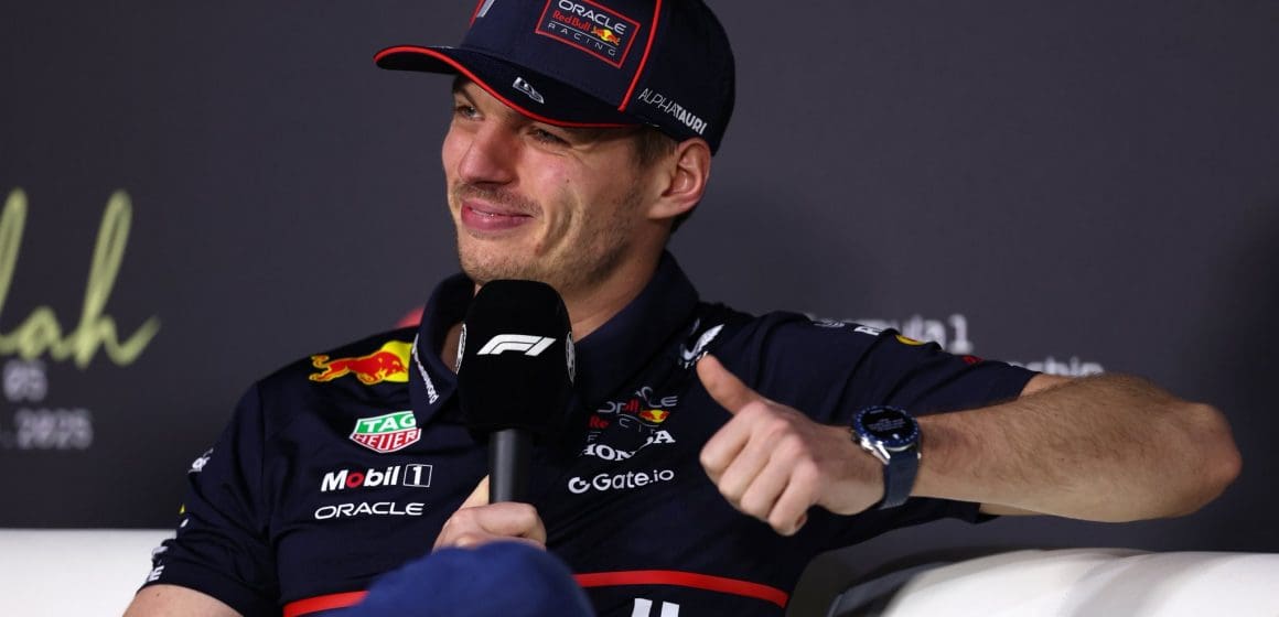 Max Verstappen se lleva la pole en Arabia Saudita
