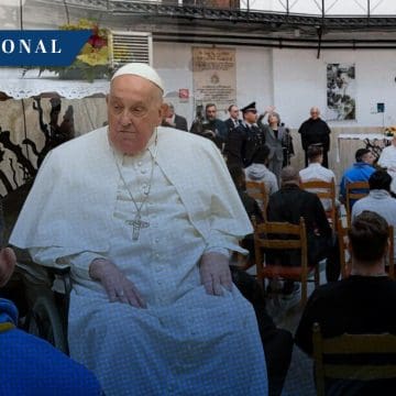 Papa Francisco realiza tradicional visita a cárcel romana en Jueves Santo