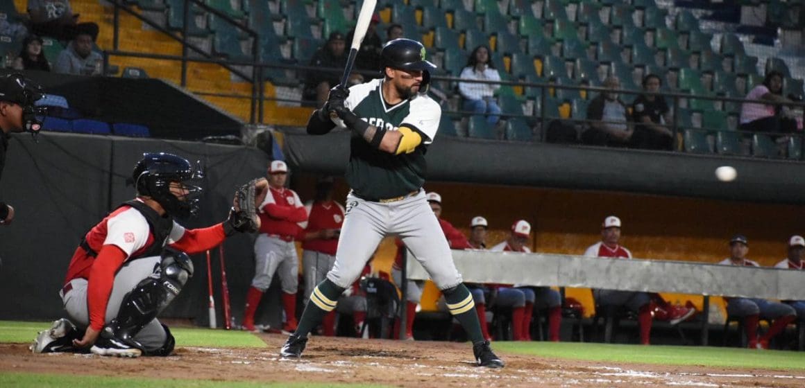 Los Pericos y los Diablos empataron en duelo de Pretemporada en el Hermanos Serdán