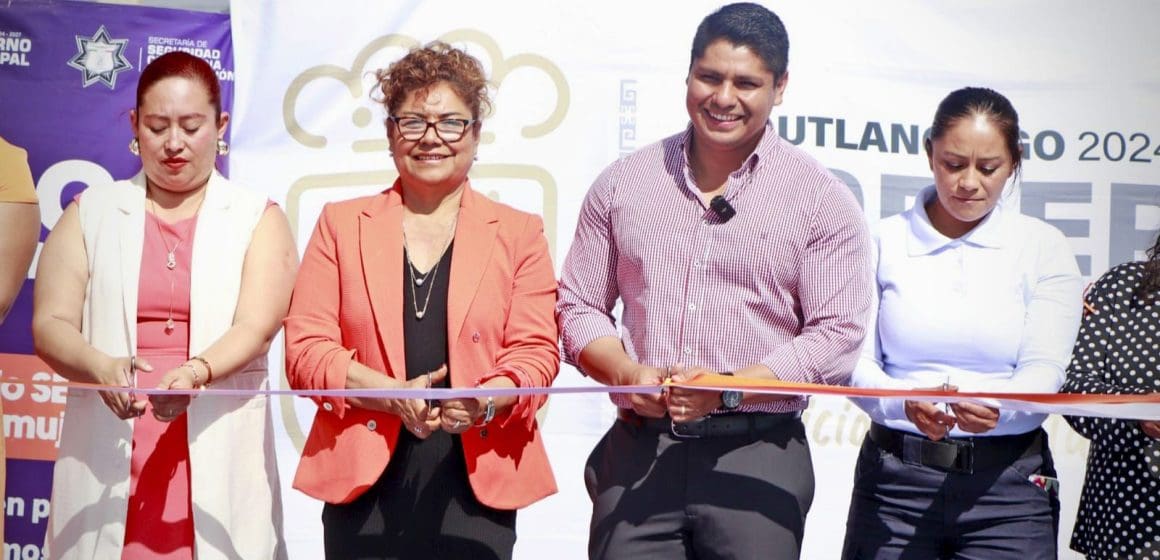 Omar Muñoz inaugura el primer “Arco Naranja” en Cuautlancingo para proteger a mujeres contra violencia de género