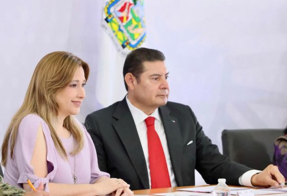 WhatsApp Image 2025-04-09 at 12.46.30 DIF Puebla transforma vidas a través de la adopción