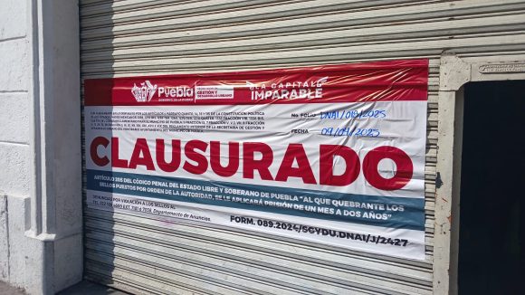 WhatsApp Image 2025-04-09 at 18.31.20 Clausuran tres negocios en el Centro Histórico de Puebla