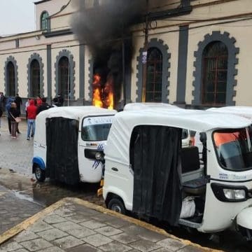 Violencia en Acatzingo: Disturbios por robo de autopartes terminan en vandalismo