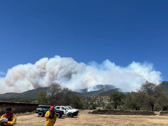 Continúa gobierno del estado de Puebla trabajos de combate de incendios forestales